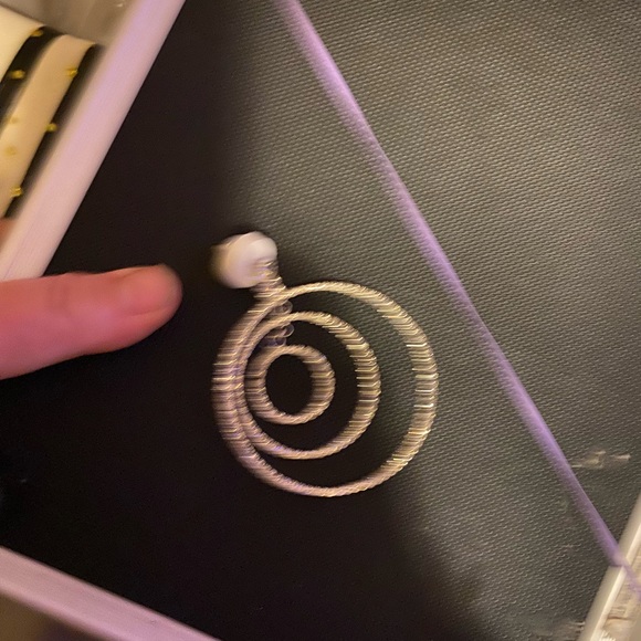 Sterling silver earrings - Picture 2 of 3